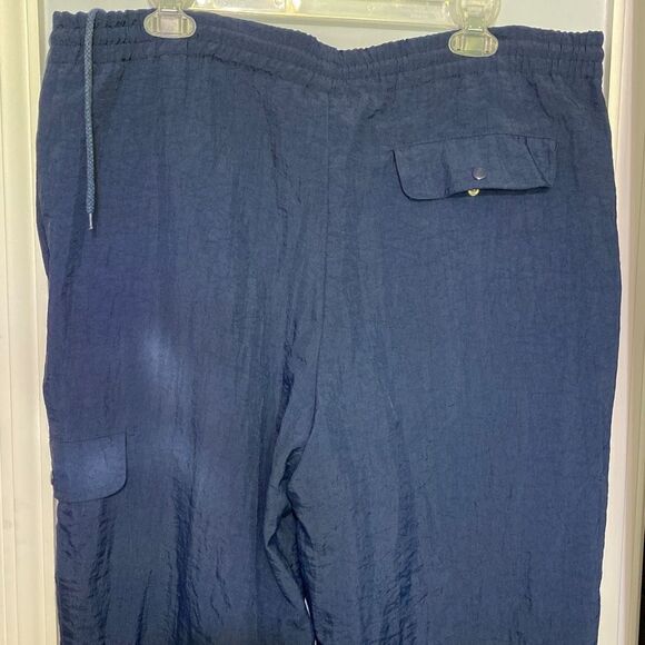 Vintage Adidas Men's Large Nylon Track Pants 4 Pockets and Drawstring Waist - Picture 5 of 13